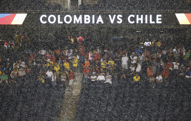 Ảnh bài viết Copa America: Bão về, trận bán kết 2 gián đoạn
