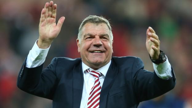 Người hâm mộ gọi Allardyce là "Big Sam" bởi ông có biệt tài cứu vớt những đội bóng nhỏ. Ảnh: Internet.