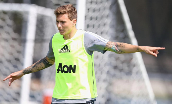 Lindelof dường như chưa sẵn sàng cho những trận đấu lớn. Ảnh: Getty Images.