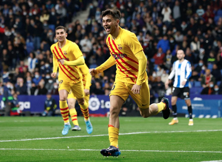 Pha lập công ở giây thứ 74 của Pedri là bàn thắng sớm nhất trong lịch sử trận derby Catalonia trong thế kỷ 21. Với cá nhân Alba, anh có đường kiến tạo thứ 5 sau 17 lần ra sân ở La Liga mùa này, thành tích không hậu vệ nào ở giải VĐQG Tây Ban Nha có thể chạm đến.