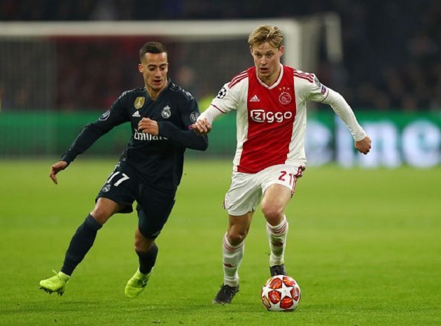 Frenkie De Jong được huyền thoại Marc Overmars đánh giá rất cao.