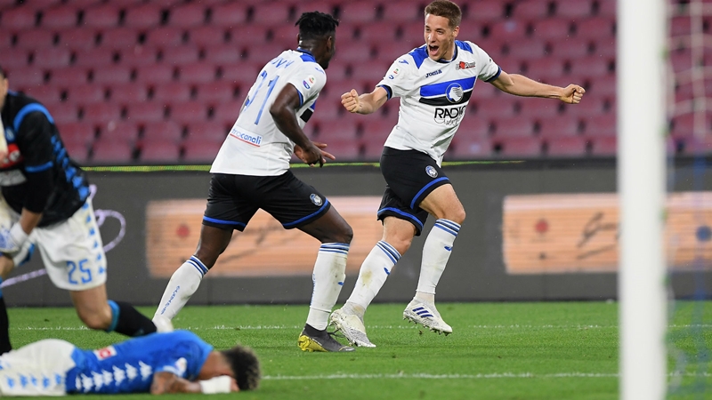 Mario Pasalic ghi bàn thắng thứ 2 cho Atalanta.