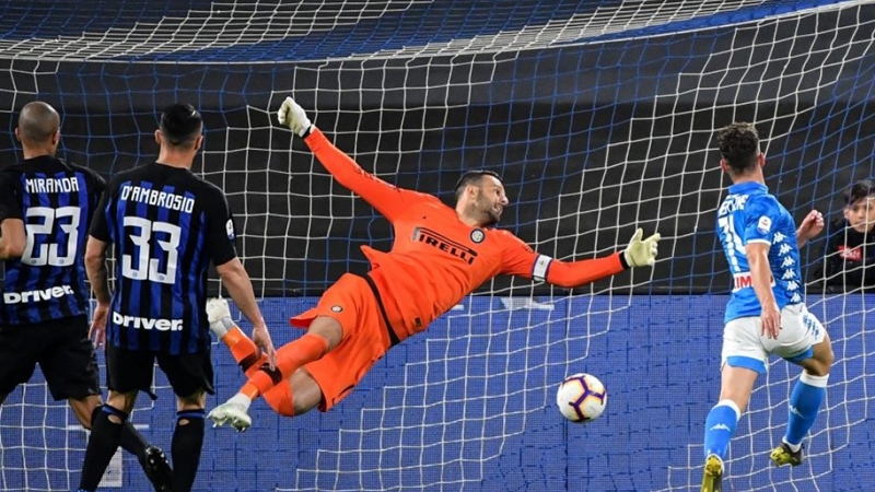 Ảnh bài viết Thua thảm ở San Paolo, Inter Milan mất vị trí thứ 3 tại Serie A