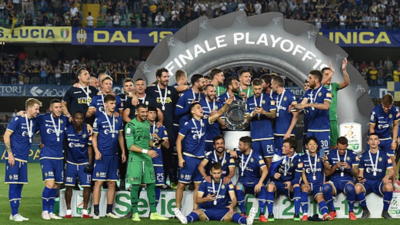Ở Italia, Hellas Verona cũng tổ chức buổi lễ ăn mừng đầy cuồng nhiệt. Gialloblu đã giành chiến thắng 3-0 trước Cittadella và giành quyền lên chơi ở Serie A cùng với Brescia và Lecce. Trước đó, ở trận chung kết play-off lượt đi, họ đã để thua với tỉ số 0-2.