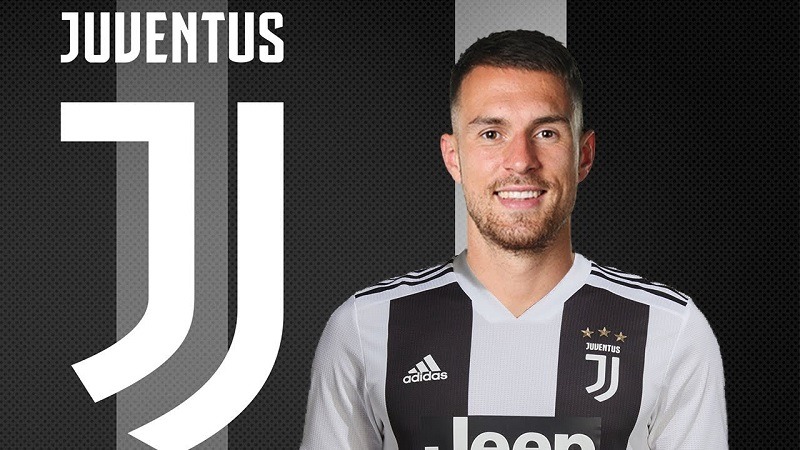 Ramsey rời Arsenal để đến Juventus với giá 0 đồng.