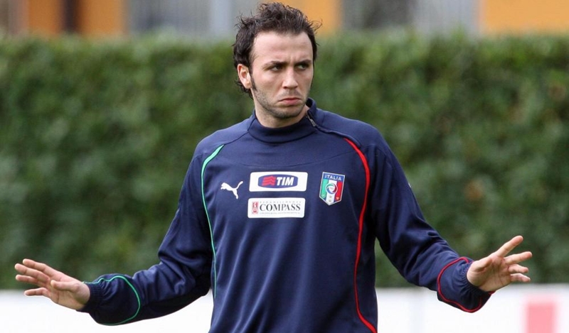 Trong màu áo Azzurri, Pazzini đã ra sân 25 trận và ghi được 4 bàn thắng.