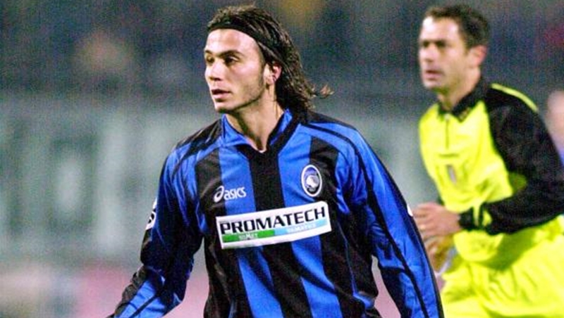 Ngày 2/8/1984, Giampaolo Pazzini cất tiếng khóc chào đời ở Pescia. Anh bắt đầu thi đấu chuyên nghiệp vào năm 2003, trong màu áo Atalanta.