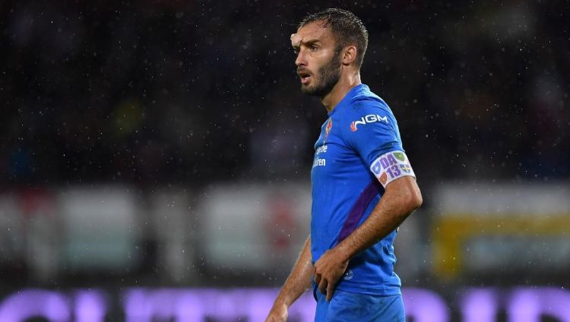 German Pezzella trong màu áo Fiorentina.