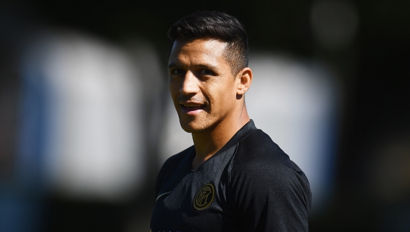 2. Alexis Sanchez (Inter Milan): Sau khi rời Manchester United, tiền đạo người Chile đã rất nỗ lực trong tập luyện và nhiều khả năng sẽ được HLV Antonio Conte sử dụng ở cuộc tiếp đón Udinese.