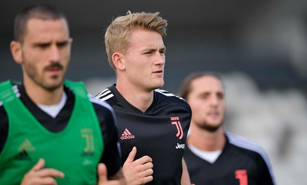 Sau quãng thời gian gặp khó khăn, Matthijs de Ligt đã bắt đầu hòa nhập với môi trường bóng đá Serie A.