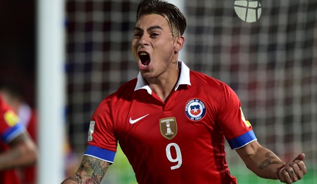 8. Eduardo Vargas: Trong vòng 10 năm, cựu sao Napoli đã có 91 lần ra sân và ghi được 31 bàn thắng.