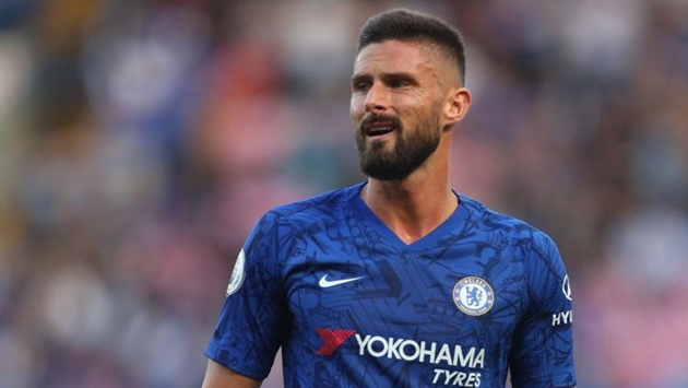 Olivier Giroud trong màu áo Chelsea.