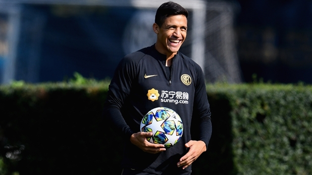 Alexis Sanchez trong 1 buổi tập của Inter Milan.