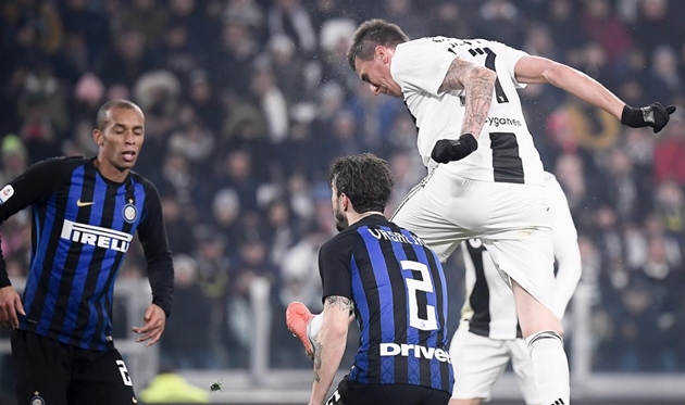 Đây là pha đánh đầu tung lưới Inter Milan trong trận Derby d'Italia năm 2018. Nerazzurri là 1 trong những đối thủ lớn nhất của Juventus tại Serie A.