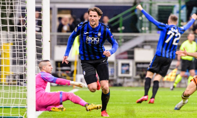 Tuy nhiên, họ vẫn tạo ra sốc khi đánh bại Valencia với tỉ số 4-1 nhờ cú đúp của Hans Hateboer...