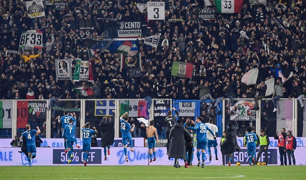 Song, điều quan trọng nhất vẫn là Juventus đã giành chiến thắng. Chung cuộc, Bianconeri đã đánh bại SPAL với tỉ số 2-1 và tiếp tục ngự trị trên ngôi đầu bảng xếp hạng Serie A.