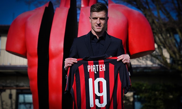 Song, sự xuất hiện của Krzysztof Piatek vào tháng 1/2019 đã khiến cuộc sống của Patrick Cutrone tại AC Milan bị đảo lộn.