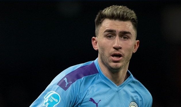 4. Aymeric Laporte: Nhằm tăng cường khả năng phòng ngự theo yêu cầu của Pep Guardiola, ban lãnh đạo Manchester City đã chấp nhận bỏ ra 57 triệu bảng để đưa Laporte về Etihad.