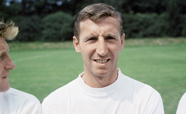 4. Martin Chivers: 174 là số lượng bàn thắng Martin Chivers đã có được trong 367 lần khoác áo đội bóng thành London.