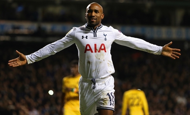 6. Jermain Defoe: Tiền đạo người Anh đã có 3 giai đoạn cống hiến cho Tottenham. Anh đã ghi được tổng cộng 143 bàn thắng khi khoác áo đội bóng này.