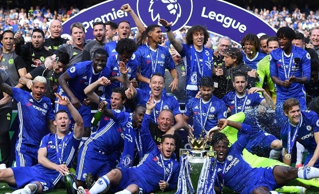 Ngay trong mùa giải đầu tiên dẫn dắt Chelsea, vị chiến lược gia người Italia đã giúp đội bóng của mình giành chức vô địch Premier League.