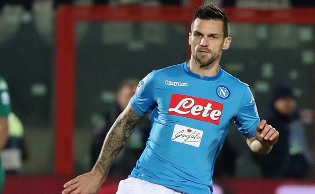 9. Christian Maggio: Trong 10 năm cống hiến cho Partenopei, hậu vệ người Italia đã có 307 lần được điền tên vào đội hình thi đấu.