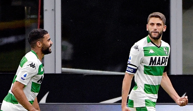 Domenico Berardi đã không bỏ lỡ cơ hội này để gỡ hòa cho Sassuolo.