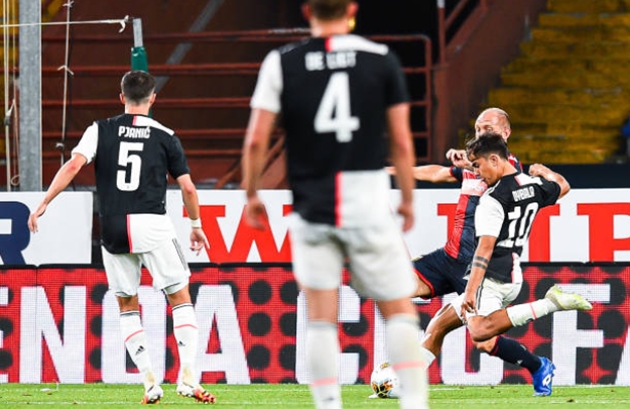 Sau đó, anh tung ra cú sút khiến cho Andrea Masiello, Adama Soumaoro và thủ môn Mattia Perin đều không thể ngăn cản.