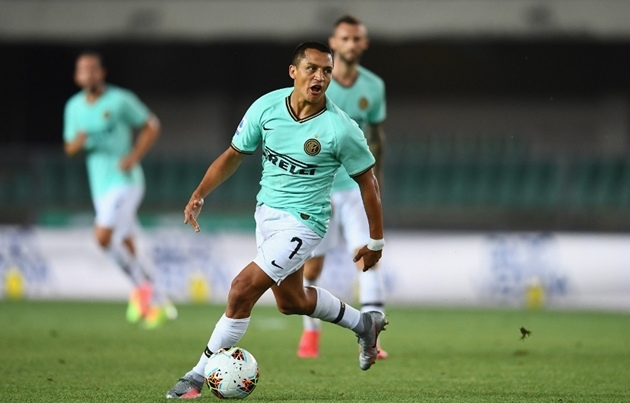 Ở trận đấu này, Inter Milan thiếu vắng sự phục vụ của Nicolo Barella, Stefano Sensi, Victor Moses, Danilo D'Ambrosio, Alessandro Bastoni. Tuy nhiên, HLV Antonio Conte vẫn quyết định để Lautaro Martinez và Christian Eriksen, 2 cái tên đã thi đấu mờ nhạt trong trận thua Bologna, ngồi dự bị. Alexis Sanchez sẽ thay thế vai trò của Lautaro Martinez.