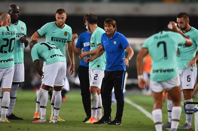 Kết quả này vẫn chưa thể làm cho HLV Antonio Conte cảm thấy hài lòng. Ông quyết định tăng cường sức mạnh cho hàng công bằng việc tung Lautaro Martinez vào sân.