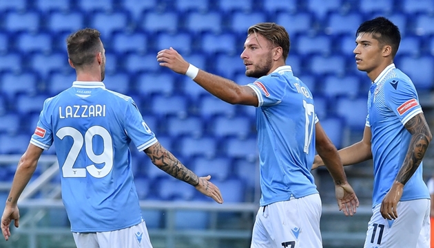 Lazio, đội bóng còn lại của tốp 4, sẽ góp mặt ở đấu trường danh giá nhất châu Âu nếu Napoli không vô địch Champions League và AS Roma thất bại ở Europa League.