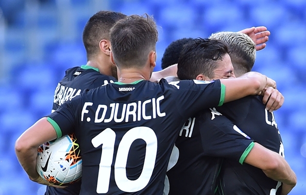 Sassuolo, đội bóng đứng thứ 8 ở Serie A, vẫn còn cơ hội tham dự Europa League nếu Napoli vô địch UEFA Champions League hoặc AS Roma vô địch Europa League. Khi ấy, họ sẽ thế chỗ AC Milan tại vòng sơ loại. Đội chủ sân San Siro sẽ vào thẳng vòng bảng.