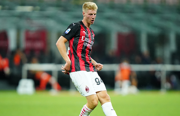Ảnh bài viết CHÍNH THỨC: AC Milan chia tay cái tên thứ 7 trong mùa hè 2020