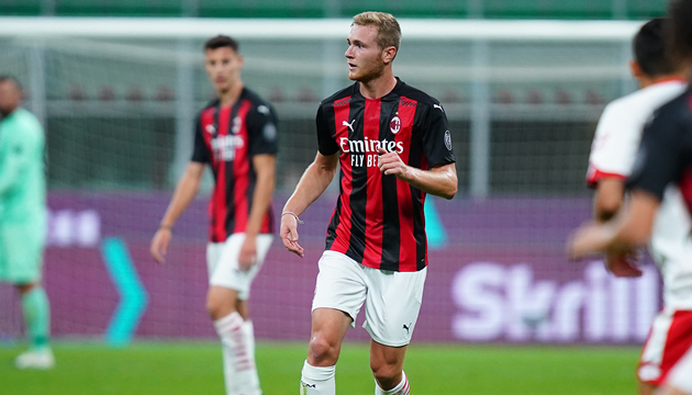 Tommaso Pobega trong màu áo AC Milan.