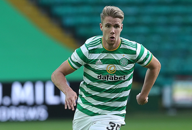 Kristoffer Ajer mới 22 tuổi nhưng đã cho thấy sự chững chạc, điềm tĩnh trong màu áo Celtic. Nhiều khả năng anh sẽ chuyển sang AC Milan trong tương lai không xa.