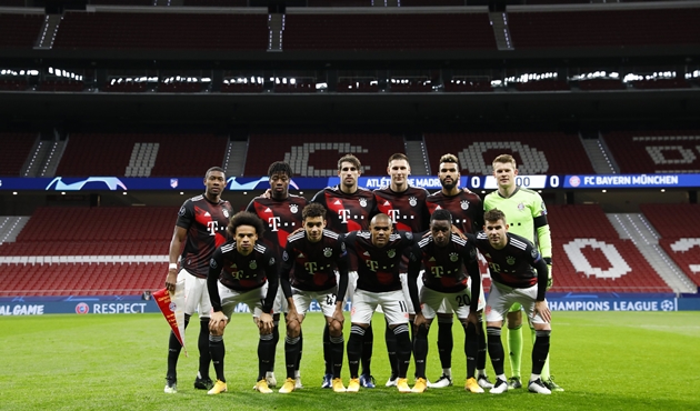 1. Bayern Munich: Sau 5 trận đấu, "Hùm xám xứ Bavaria" đã giành được 4 chiến thắng và 1 trận hòa, ngự trị trên ngôi đầu bảng A.