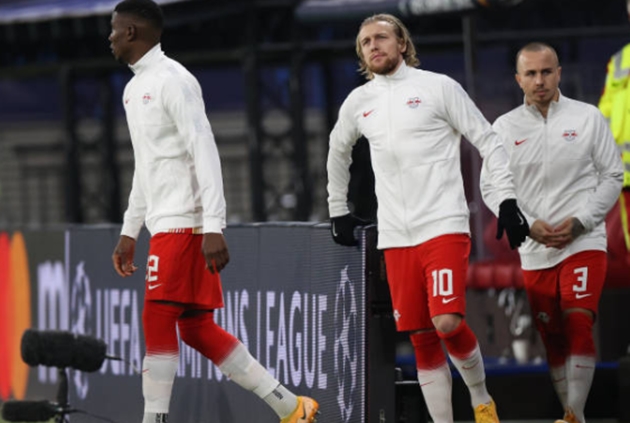 Rạng sáng nay (9/12), RB Leipzig tiếp đón Manchester United trên sân nhà Red Bull Arena. Trước lượt trận cuối, RB Leipzig đang gặp bất lợi và buộc phải giành chiến thắng mới có thể tự quyết định số phận của mình.