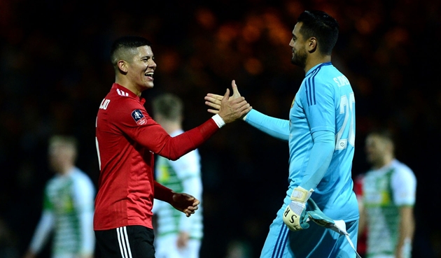 Marcos Rojo và Sergio Romero từng để lại rất nhiều ấn tượng.