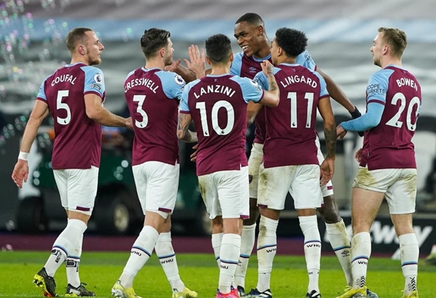Kết quả này giúp cho The Hammers vượt qua Liverpool để leo lên vị trí thứ 5 trên bảng xếp hạng, đồng thời chỉ kém đội xếp trên là Chelsea về chỉ số phụ.