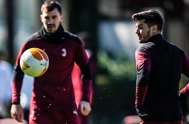 Niềm vui hiện rõ trên khuôn mặt của Brahim Diaz. Ante Rebic đã quay trở lại và chàng trai người Tây Ban Nha nhiều khả năng sẽ phải nhường lại vị trí của mình.