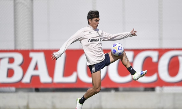 Paulo Dybala cũng tỏ ra rất nỗ lực. Tại Allianz Stadium cách đây ít ngày, anh đã có 1 pha cứa lòng hoàn hảo và màn ăn mừng giàu cảm xúc.