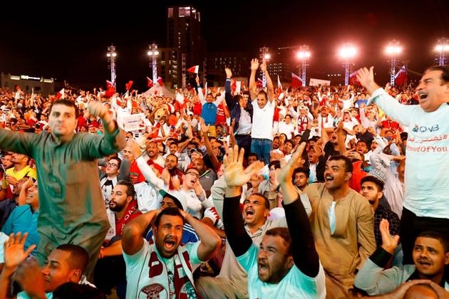 Người dân Qatar ăn mừng trong ngày tuyển quốc gia của họ vô địch Asian Cup 2019.