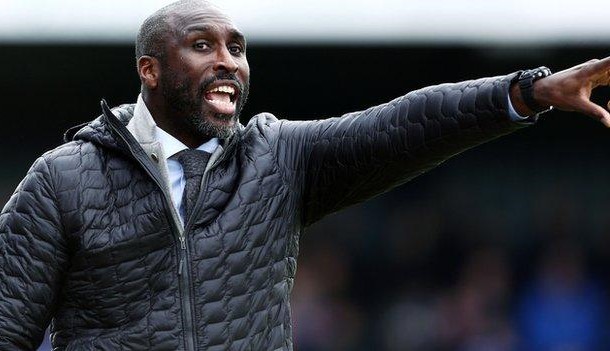 Ảnh bài viết Sol Campbell chỉ ra điểm yếu chí mạng của Arsenal