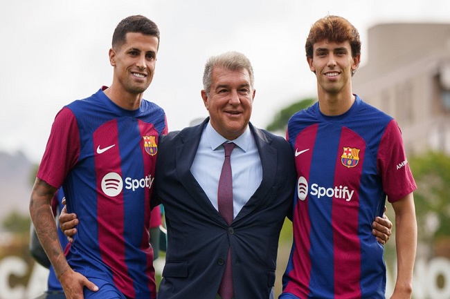 Ảnh bài viết Laporta lên tiếng, rõ tương lai của bộ đôi người Bồ tại Barca