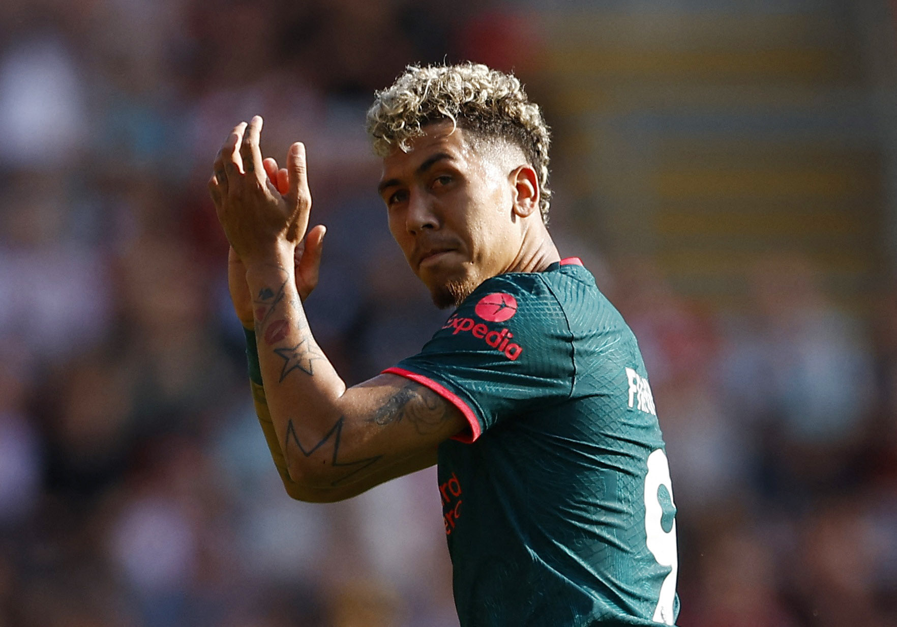 Firmino không hạnh phúc tại Ả Rập.