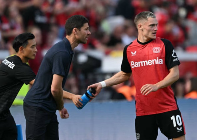 Ảnh bài viết Leverkusen 4-3 Wolfsburg: Số 10 thiên tài; Lật kèo kiểu Xabi Alonso