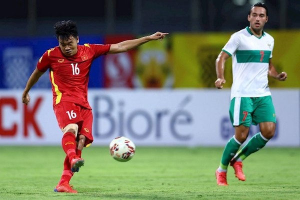Nguyễn Thành Chung là chốt chặn tin cậy trước khung thành ĐT Việt Nam.