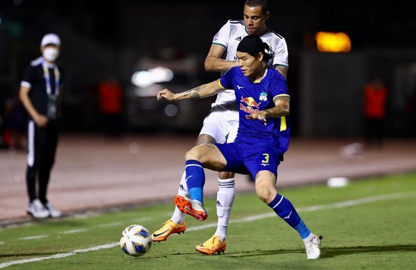 Hàng thủ HAGL đã chơi đầy nỗ lực.