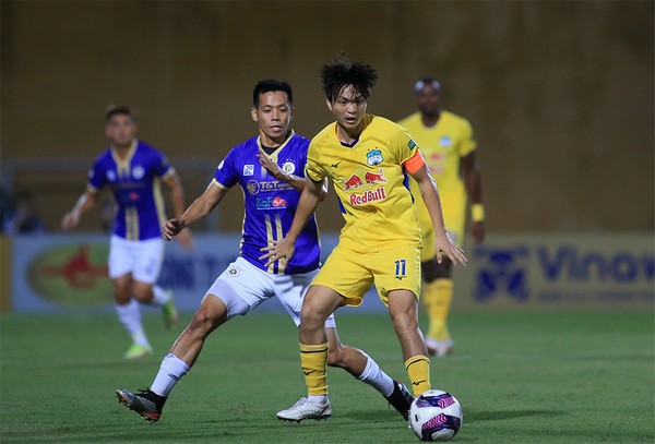 HAGL chờ đòi nợ Hà Nội ở trận lượt về. Ảnh: VPF.