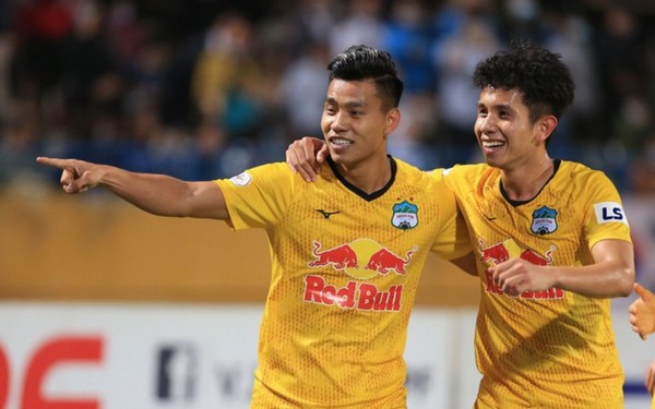 Ảnh bài viết Văn Thanh, Hồng Duy khoác áo CLB mới; Văn Lâm chưa chắc suất bắt chính